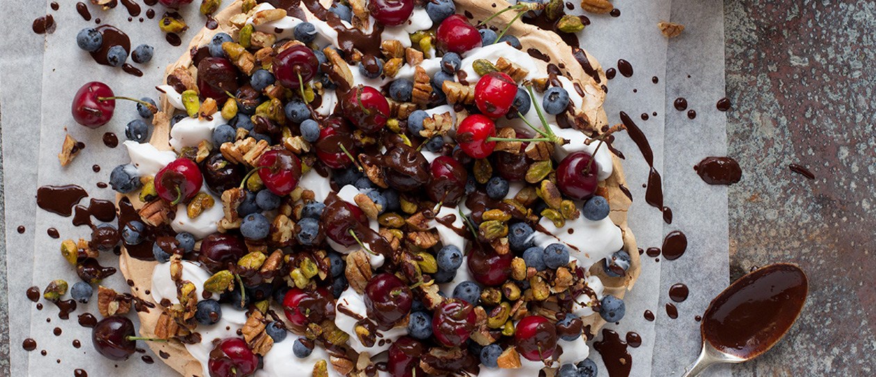 Blackmores Cherry and blueberry meringue smash