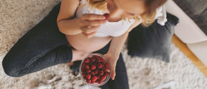 4 diet hacks to help support a healthy pregnancy