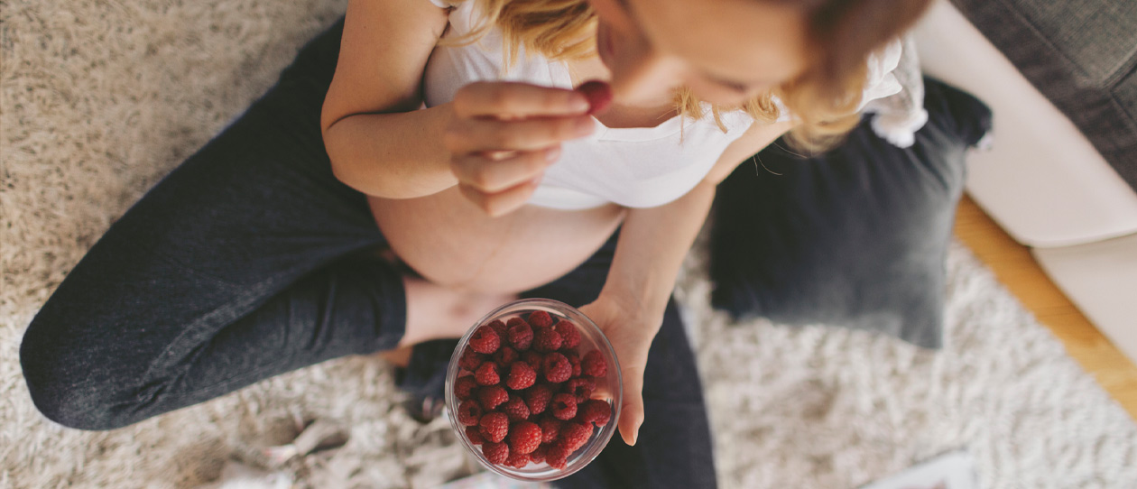 4 diet hacks to help support a healthy pregnancy