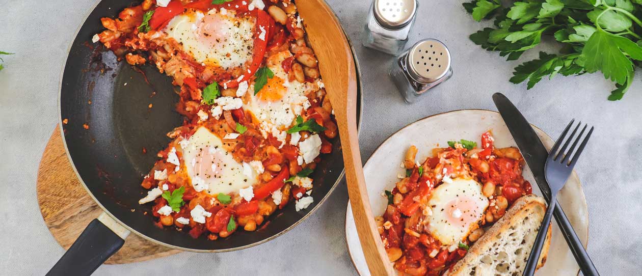 Pantry shakshouka with beans